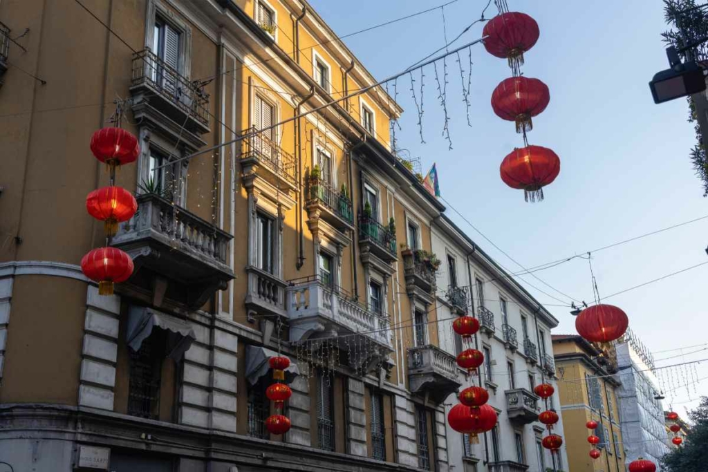 uno scorcio di Via Paolo Sarpi a Milano