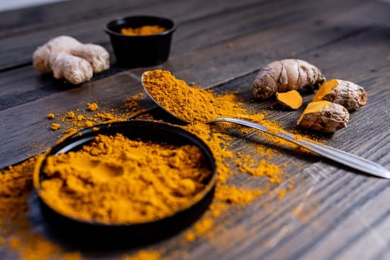 La curcuma, una spezia molto usata nella cucina mediorientale e nella medicina ayurvedica